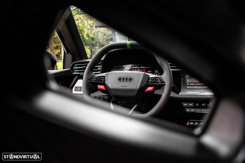 Audi RS3 Sportback 2.5 TFSI quattro S tronic - 42