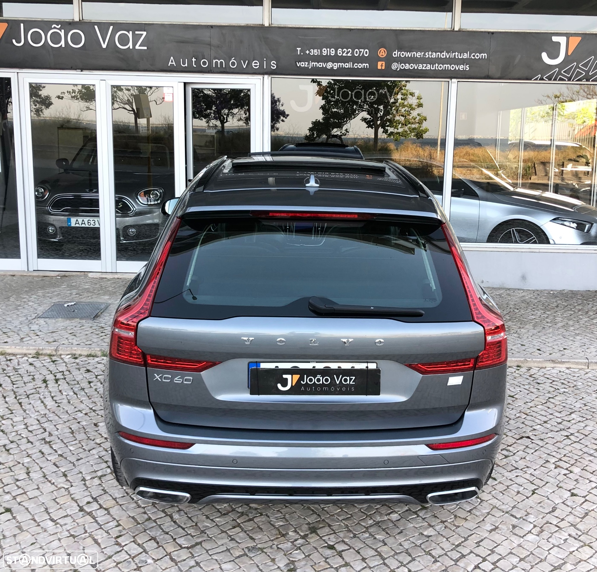 Volvo XC 60 2.0 T6 PHEV R-Design Expression AWD - 15