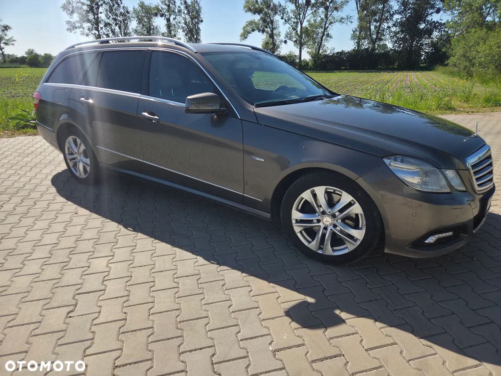 Mercedes-Benz Klasa E 350 CDI 4-Matic BlueEff - 11