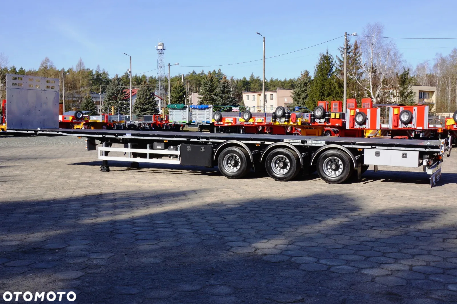 Inny Platforma uniwersalna - ADR EX III - kontenery - maszyny - osie BPW - 17