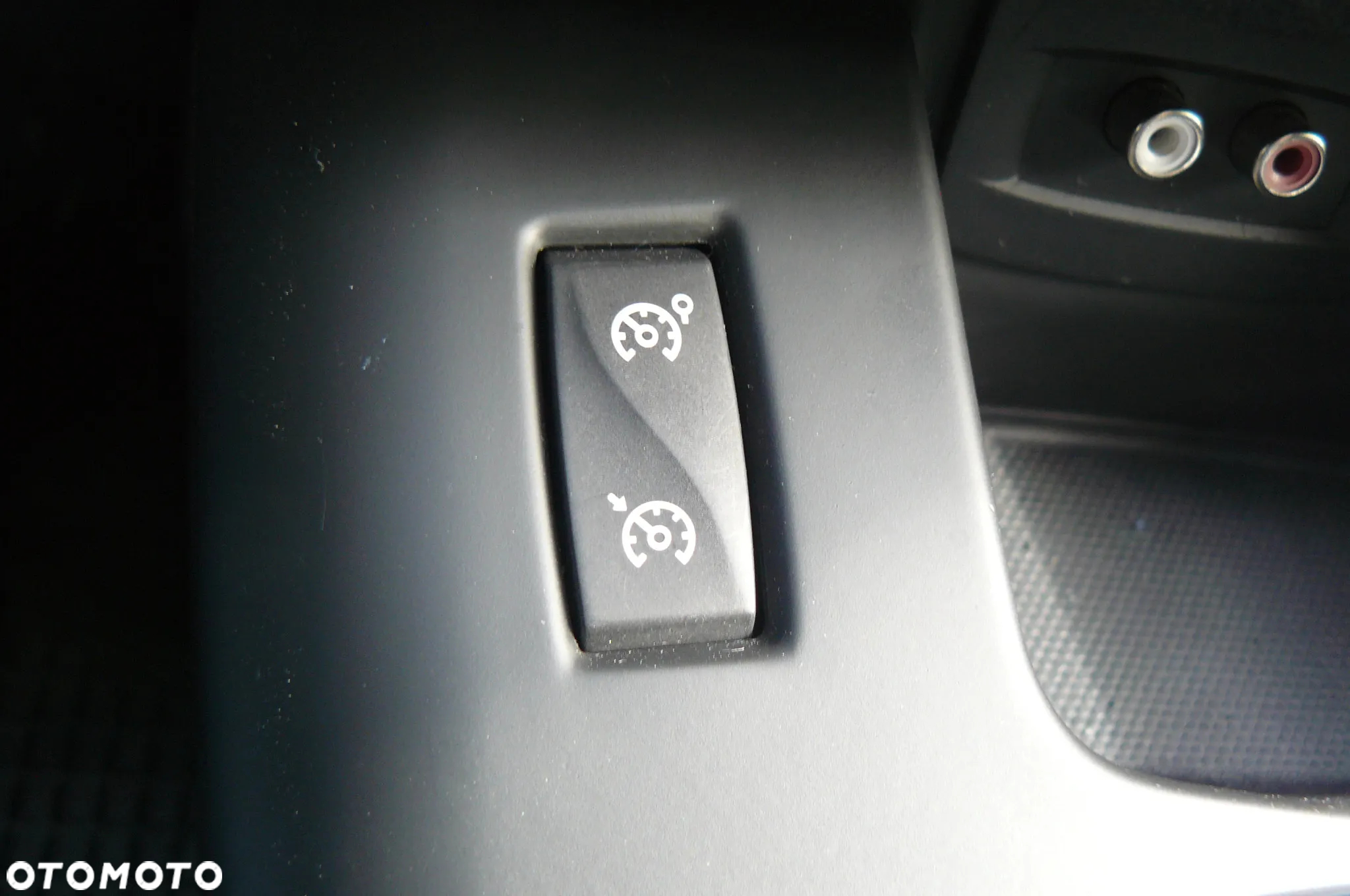 Renault Grand Scenic - 22