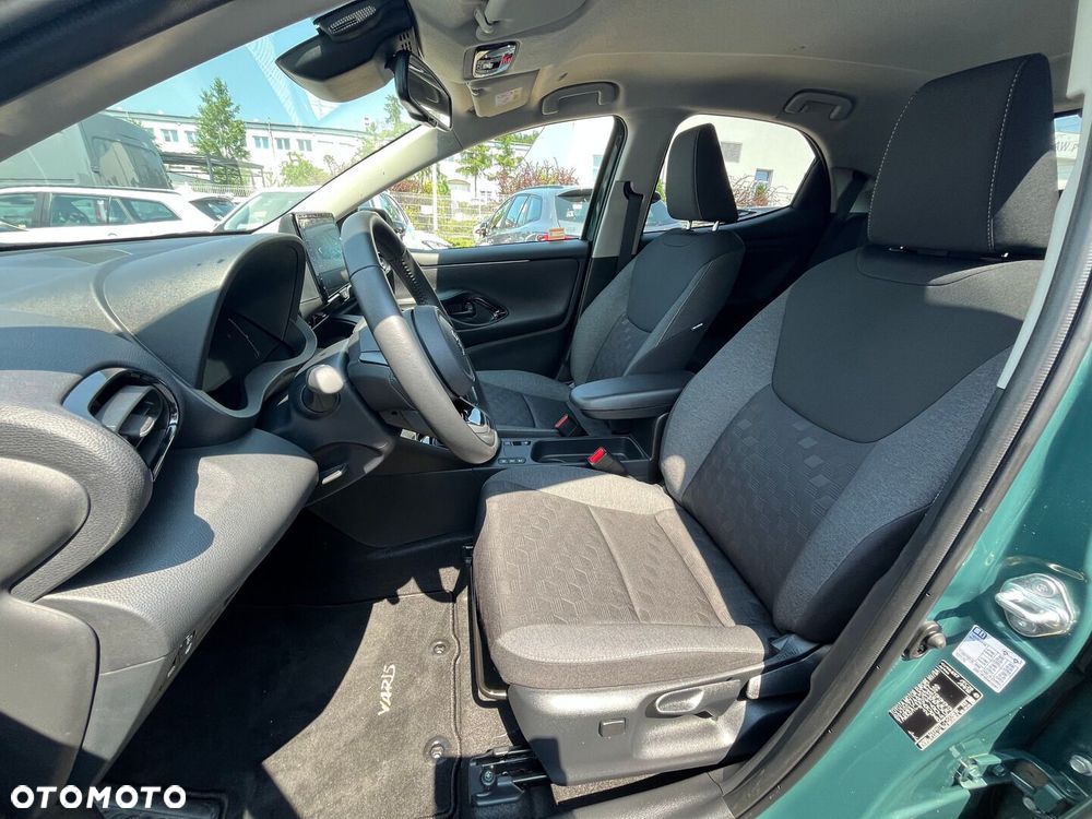 Toyota Yaris Hybrid 1.5 Style - 28