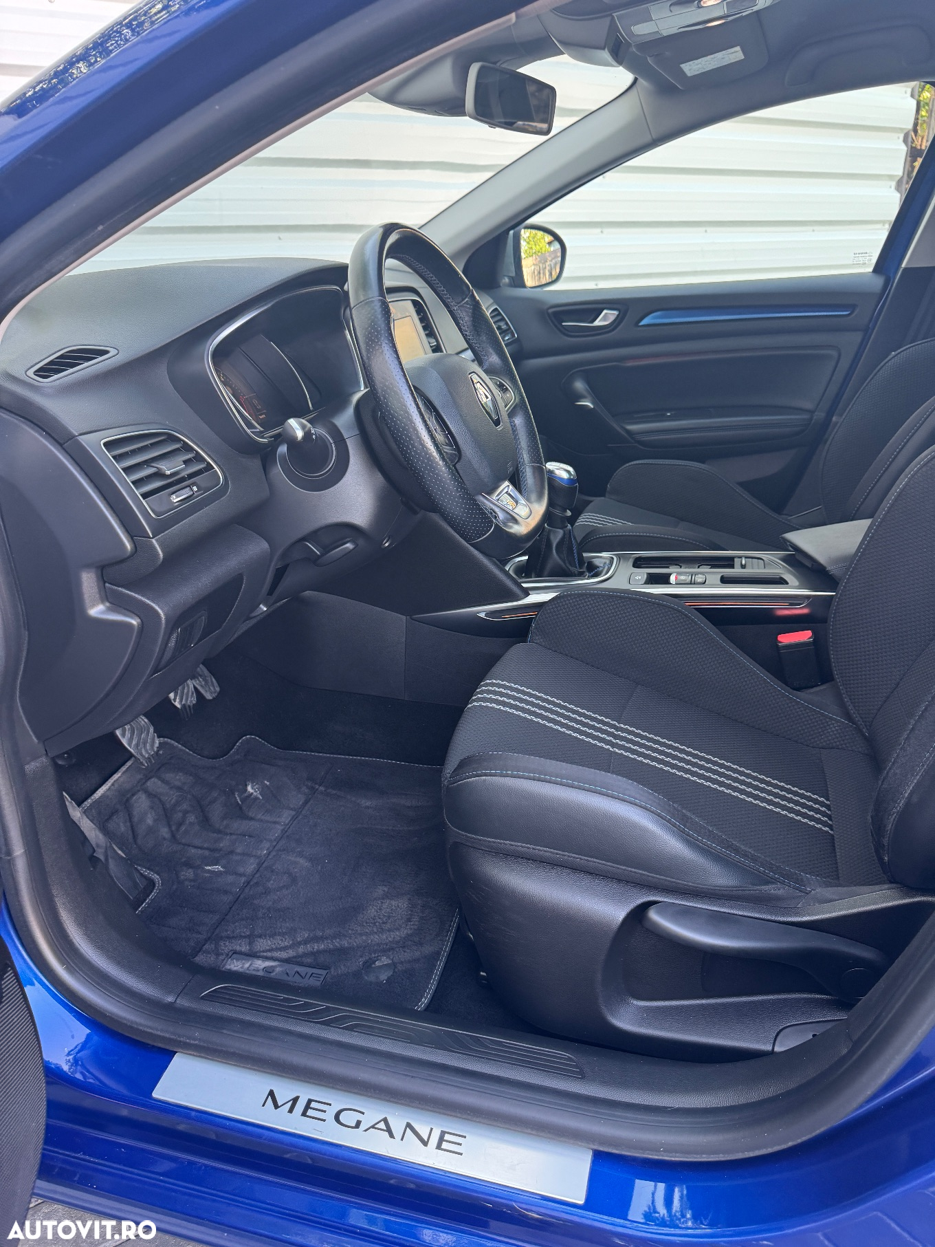 Renault Megane ENERGY dCi 130 GT LINE - 24