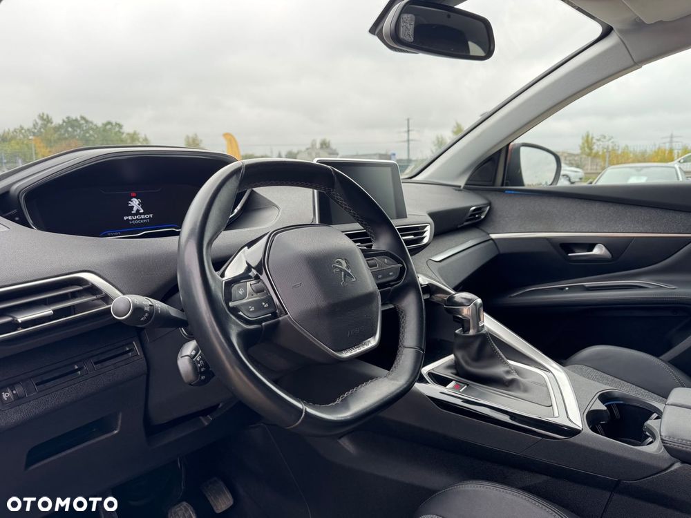 Peugeot 3008 - 11