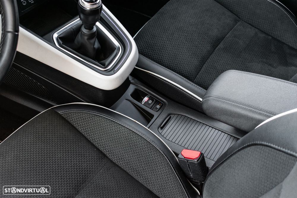 Renault Clio 1.0 TCe Intens Bi-Fuel - 18