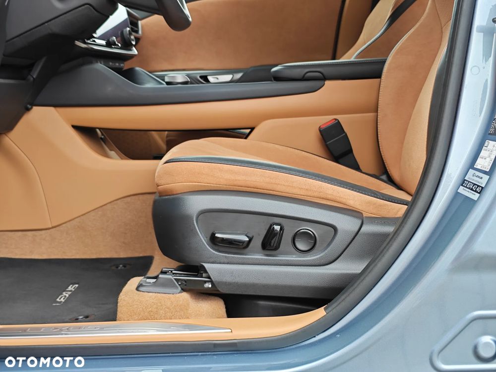 Lexus RZ 450e Omotenashi DIRECT4 - 24