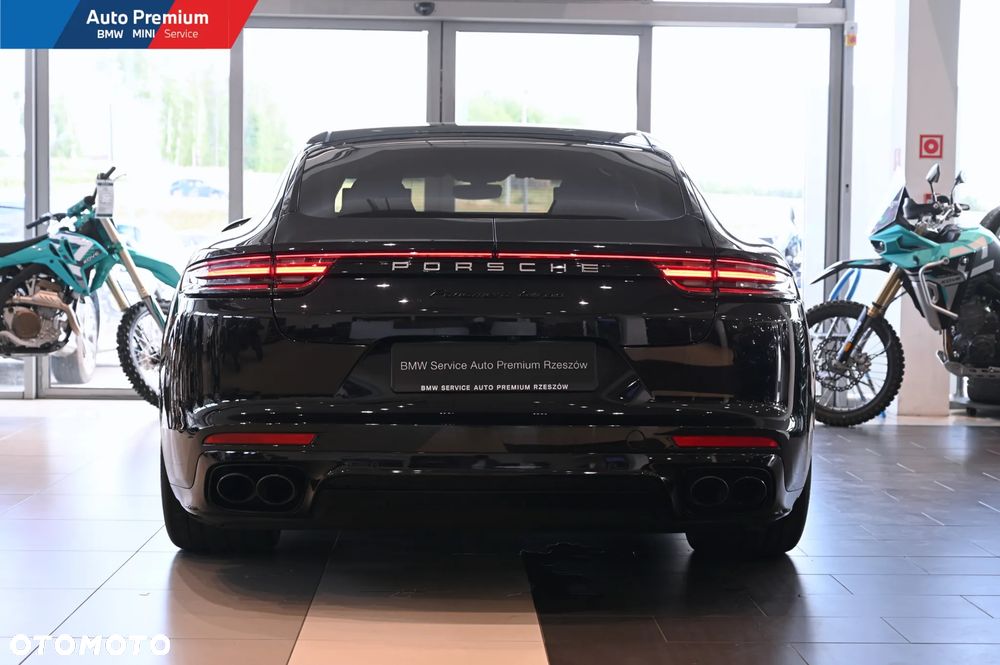 Porsche Panamera Turbo - 26