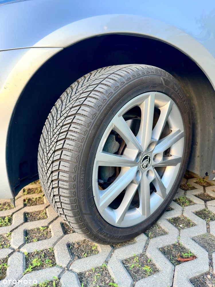 Skoda Octavia 1.4 TSI Ambition - 6