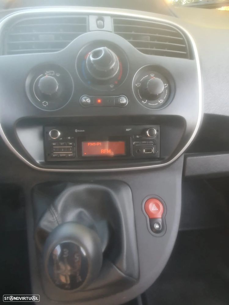 Renault Kandoo 1.5 dCi - 10