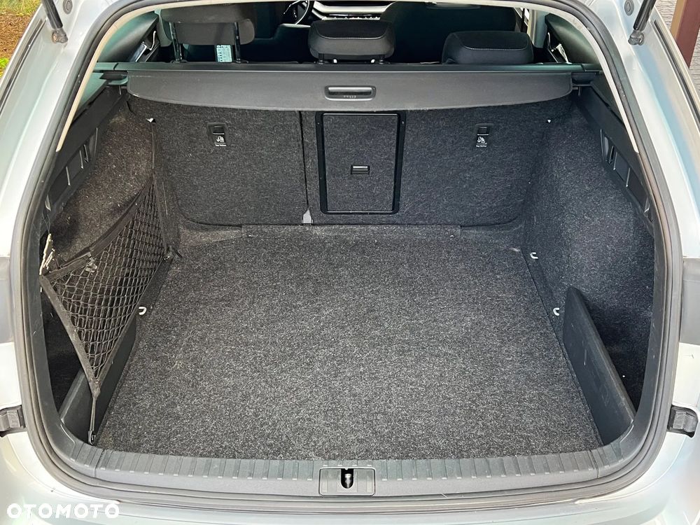 Skoda Octavia 1.5 TSI e-TEC DSG Style - 40