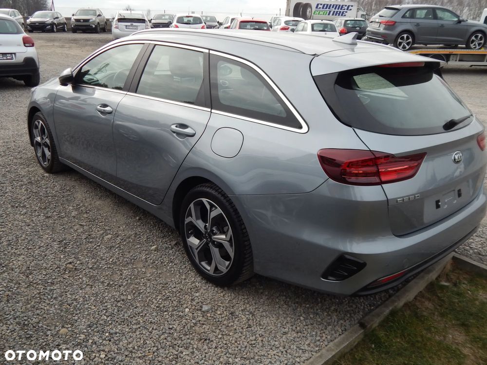 Kia Ceed 1.0 T-GDI L Business Line - 11
