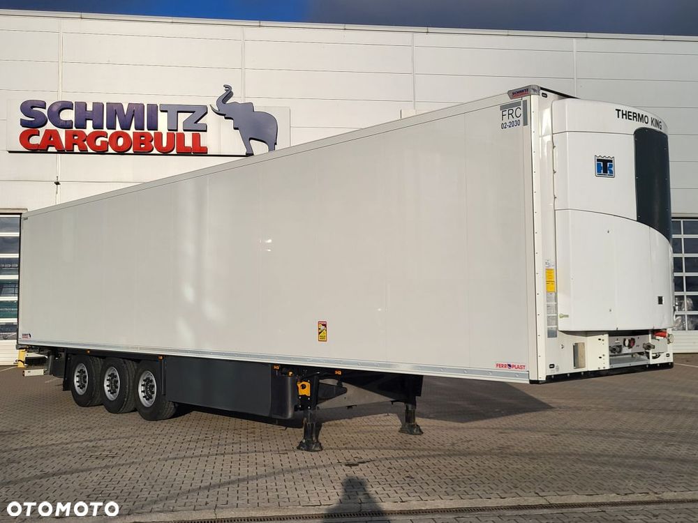 Schmitz Cargobull ThermoKing SLXi300; DOST; Uchwyty promowe, Paleciara - 3