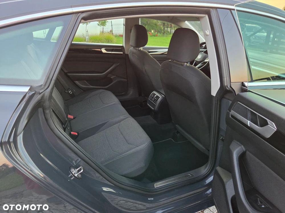 Volkswagen Arteon 2.0 TDI SCR Essence DSG - 17