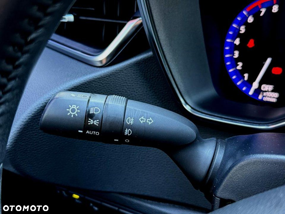 Toyota Corolla - 16