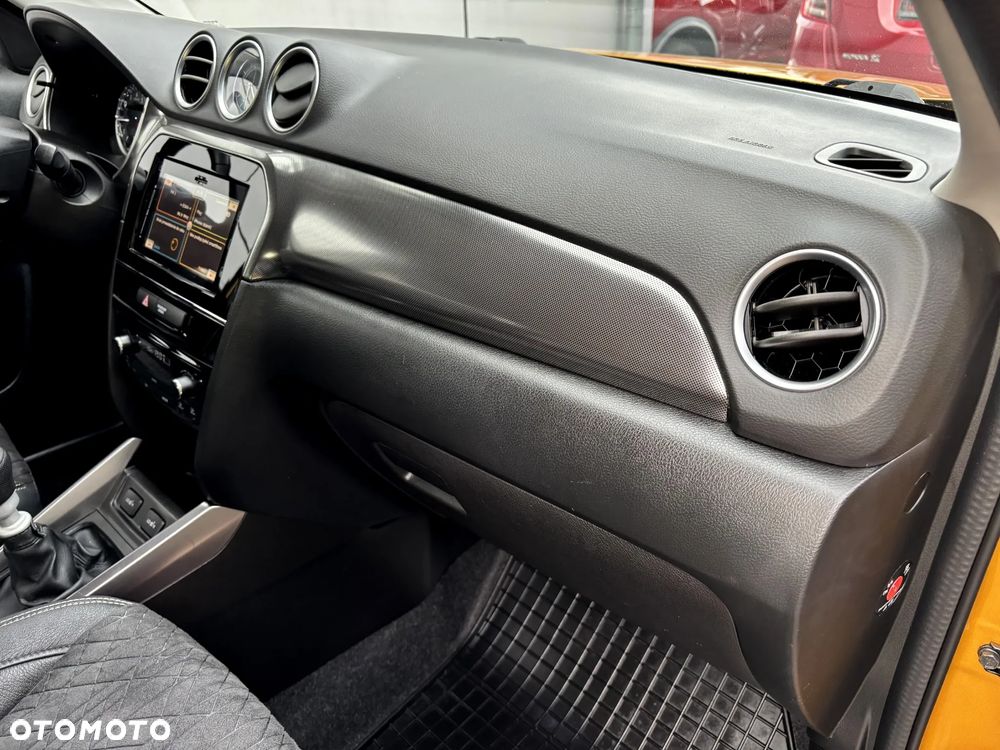 Suzuki Vitara 1.4 Boosterjet Allgrip Comfort+ - 26