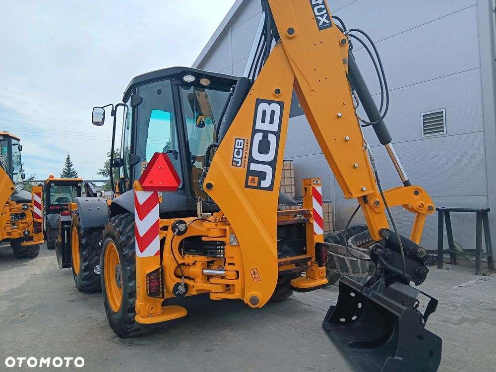 JCB 4CX AEC - 3