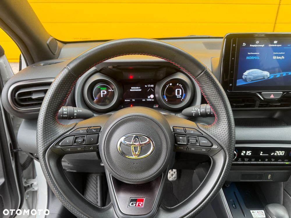 Toyota Yaris 130 1.5 VVT-i GR SPORT - 16