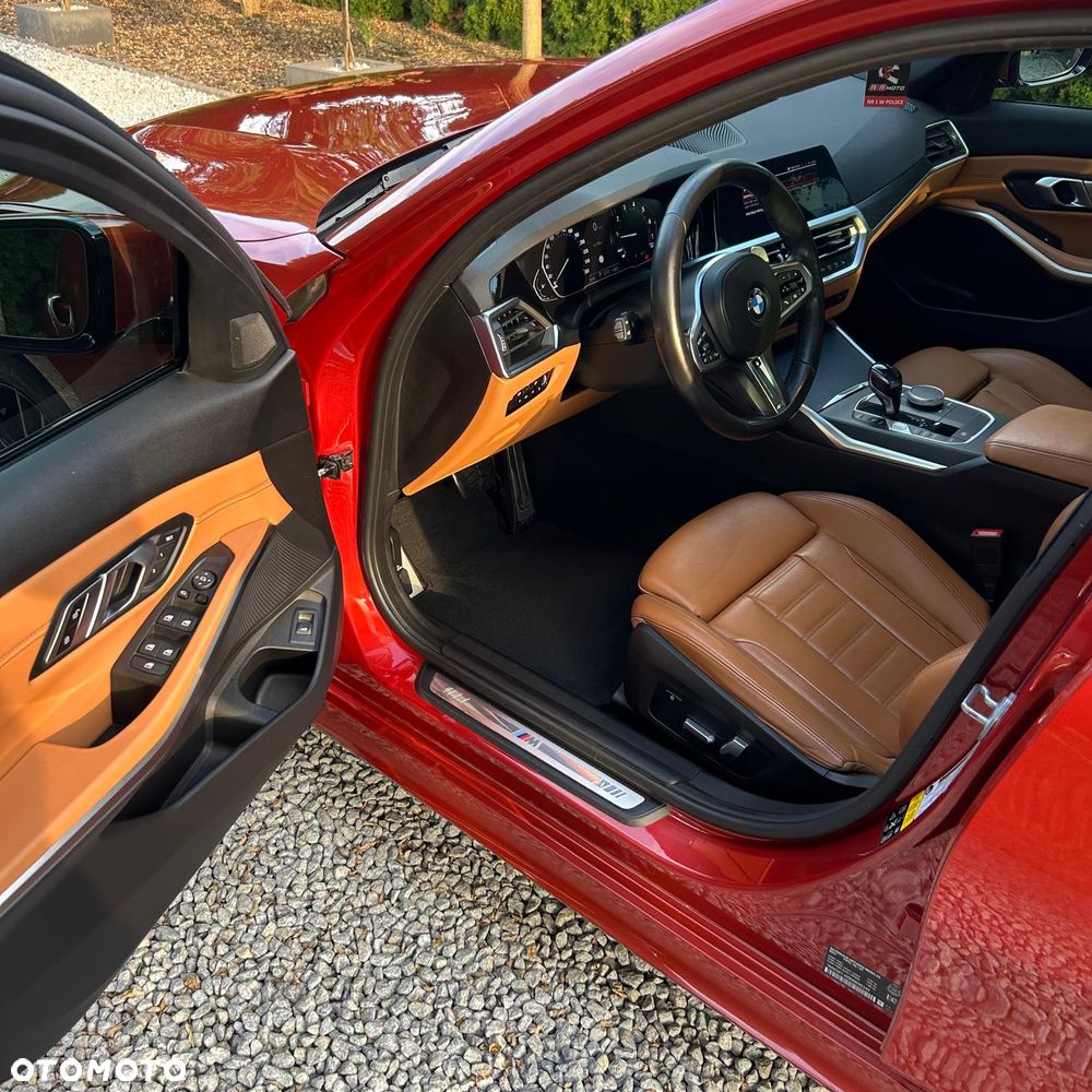 BMW Seria 3 330i xDrive M Sport sport - 7