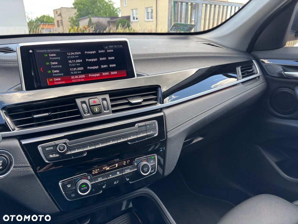 BMW X1 sDrive18i Sport Line - 30