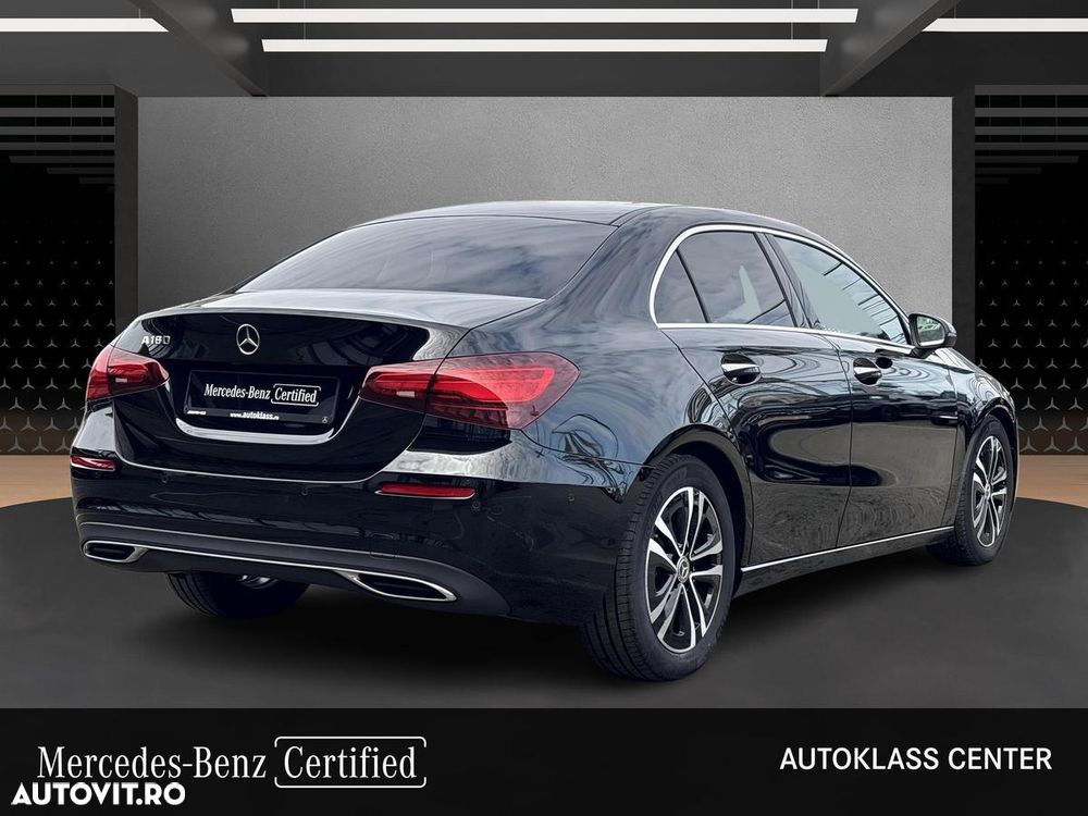 Mercedes-Benz A 180 Sedan 7G-DCT - 6