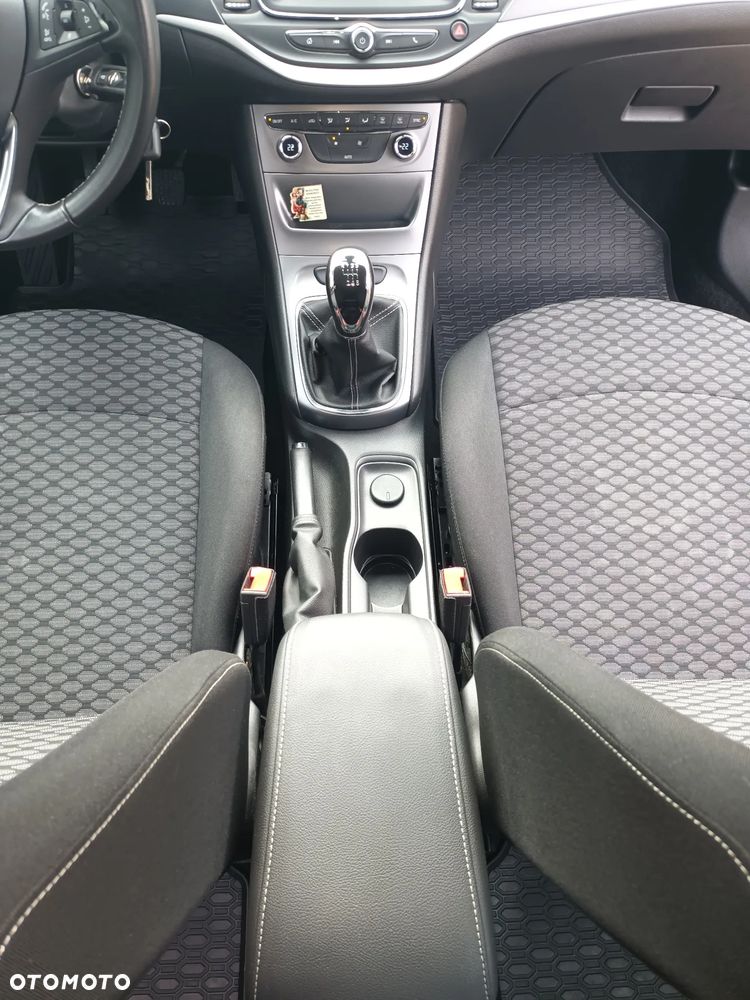 Opel Astra 1.4 T Enjoy - 25