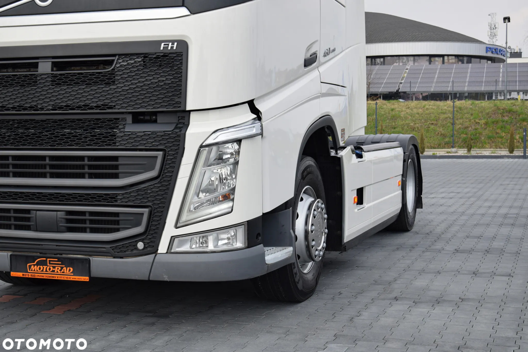 Volvo FH460 / EURO 6 / ACC / LEDY / FULL SPOILERY / SERWISOWANY / SPROWADZONY - 11