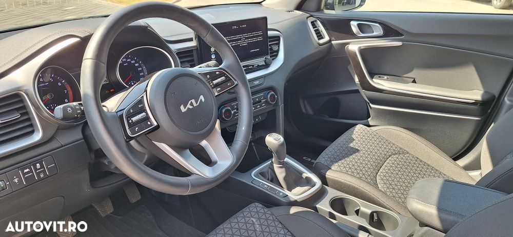 Kia Ceed 1.5 T-GDI 6MT Best - 10