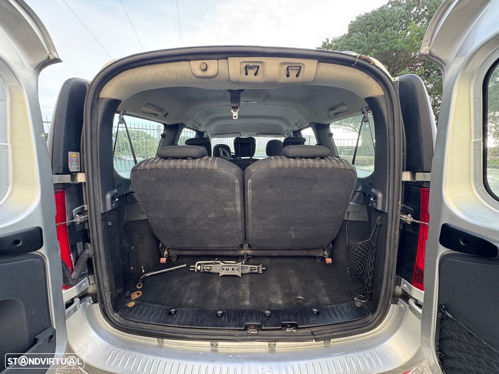 Dacia Logan 1.5 dCi Confort Business - 10