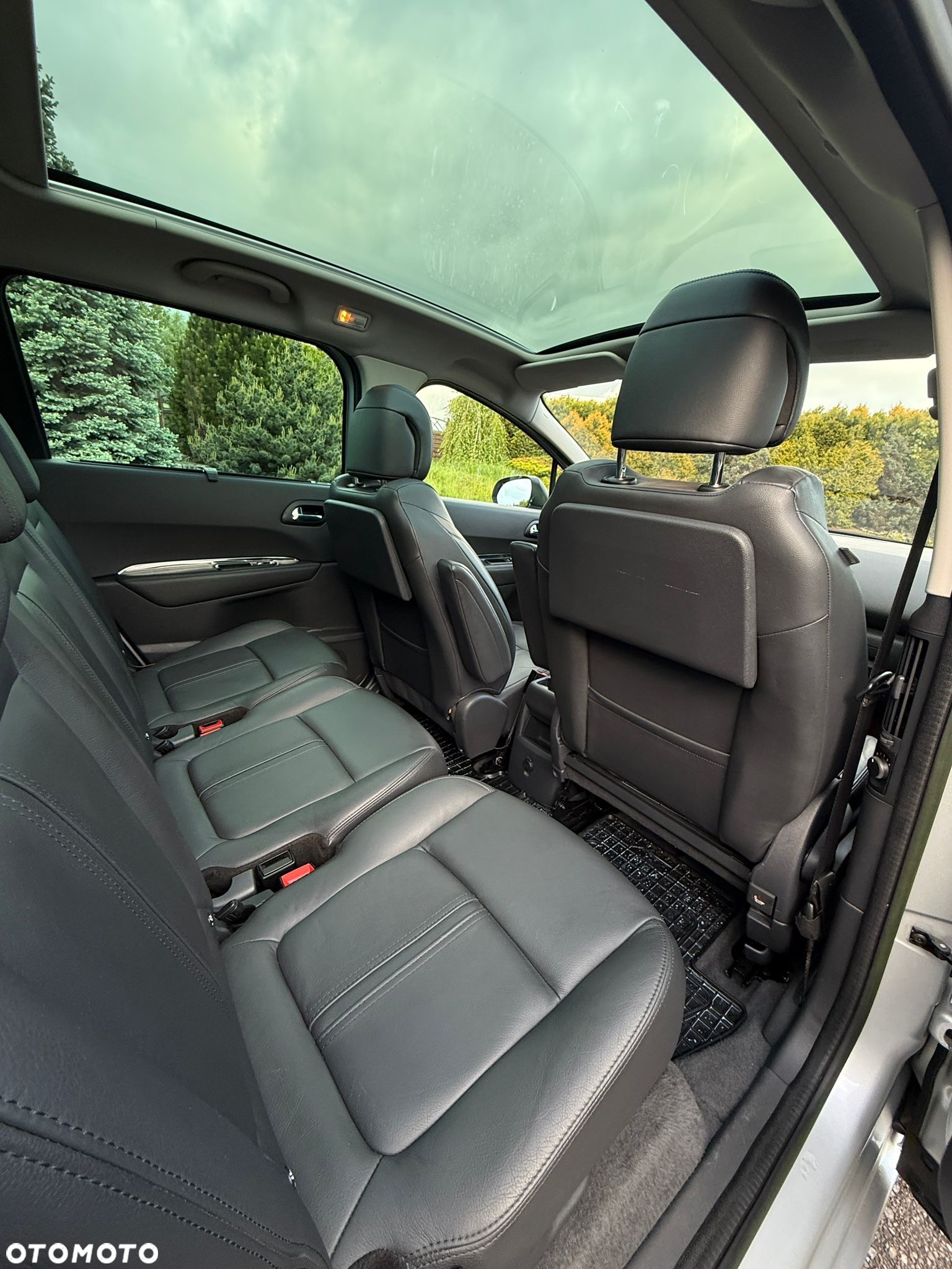 Peugeot 5008 1.6 THP Allure - 26