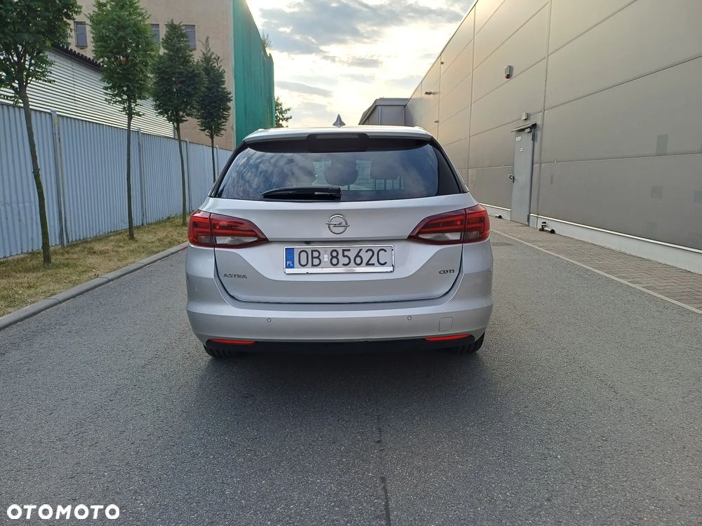 Opel Astra 1.6 CDTI Dynamic S&S - 4