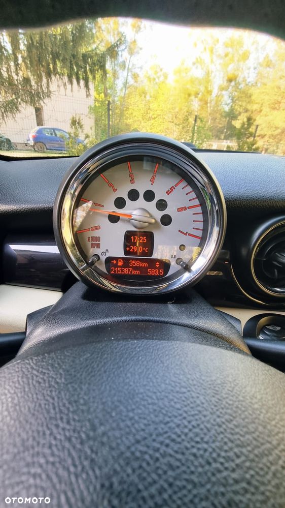 MINI Cooper D - 25