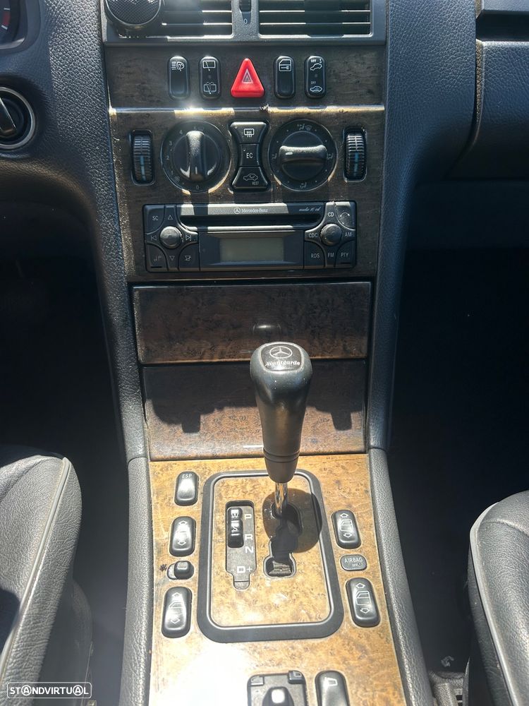 Mercedes-Benz E 220 - 9