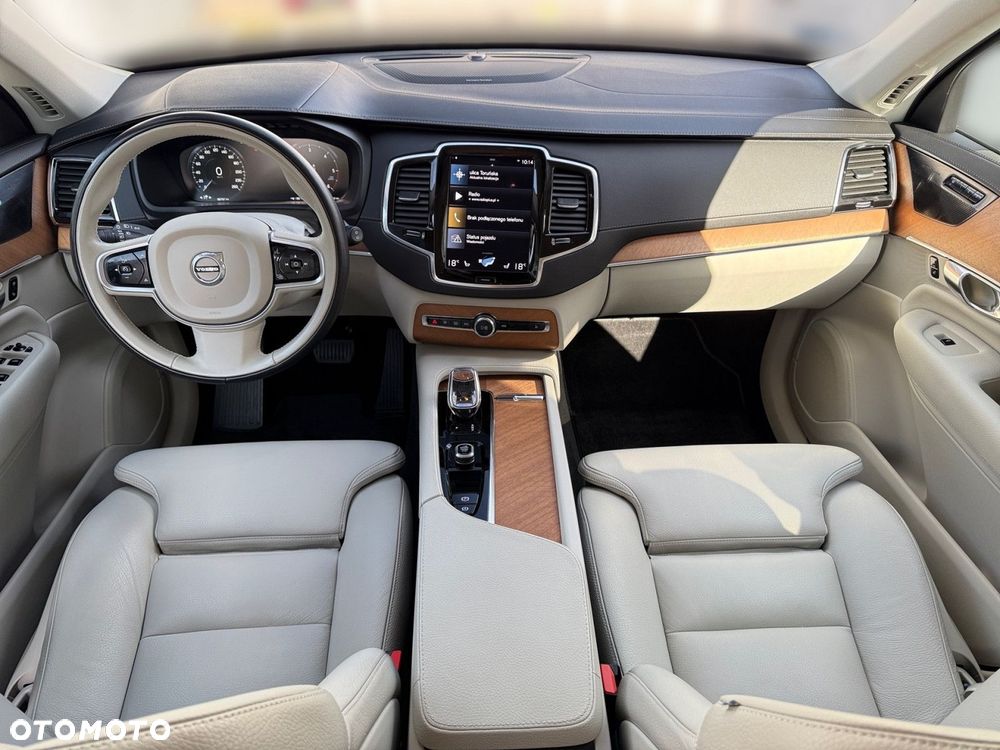 Volvo XC 90 - 15