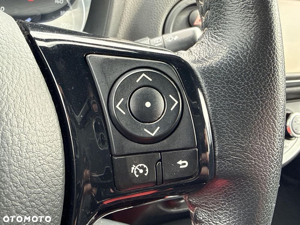 Toyota Yaris 1.5 Selection - 16