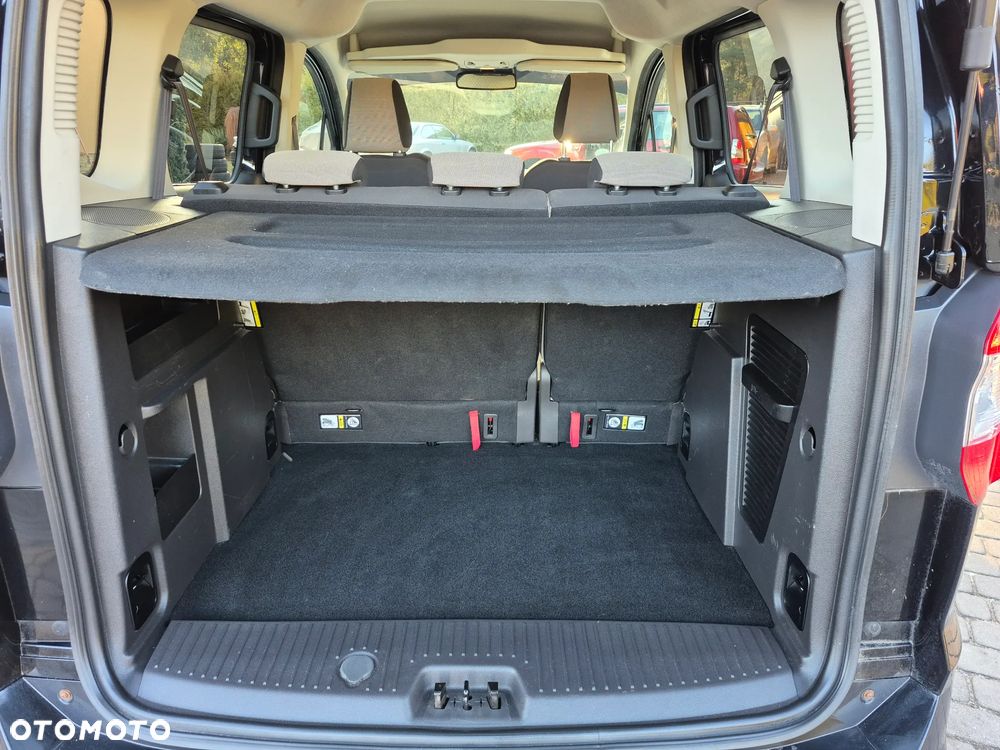 Ford Tourneo Courier 1.0 EcoBoost Ambiente - 9