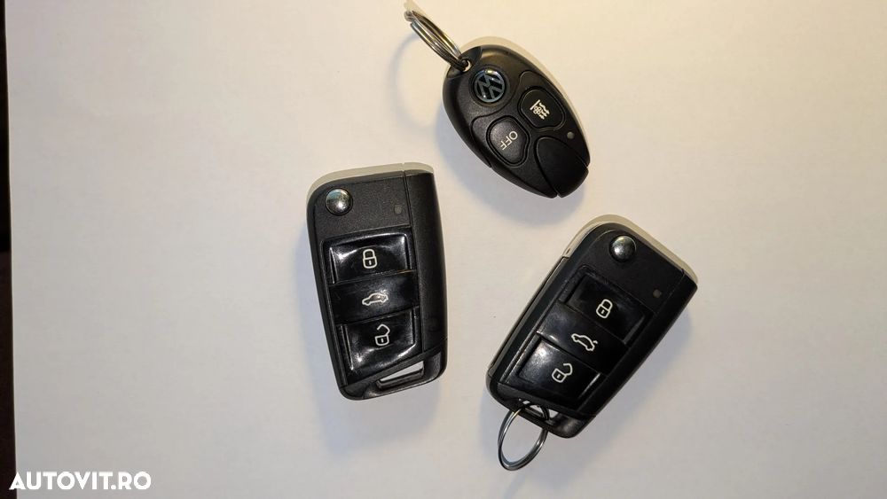 Volkswagen Golf 1.2 TSI BMT Comfortline - 23