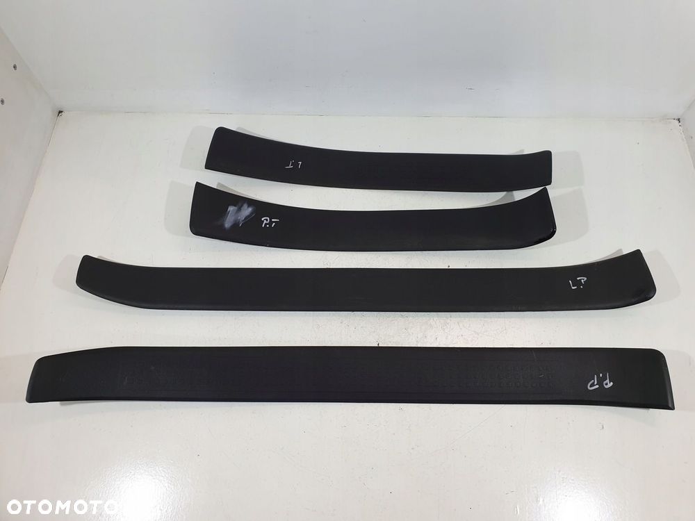 LISTWY NAKŁADKI PROGOWE 8E0853374 AUDI A4 B6 EUR KOMPLET - 1