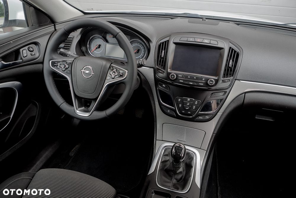 Opel Insignia 1.4 T Cosmo S&S - 34