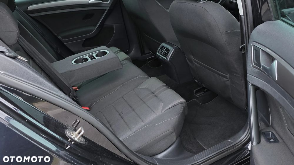 Volkswagen Golf VII 1.6 TDI BMT Highline DSG - 31