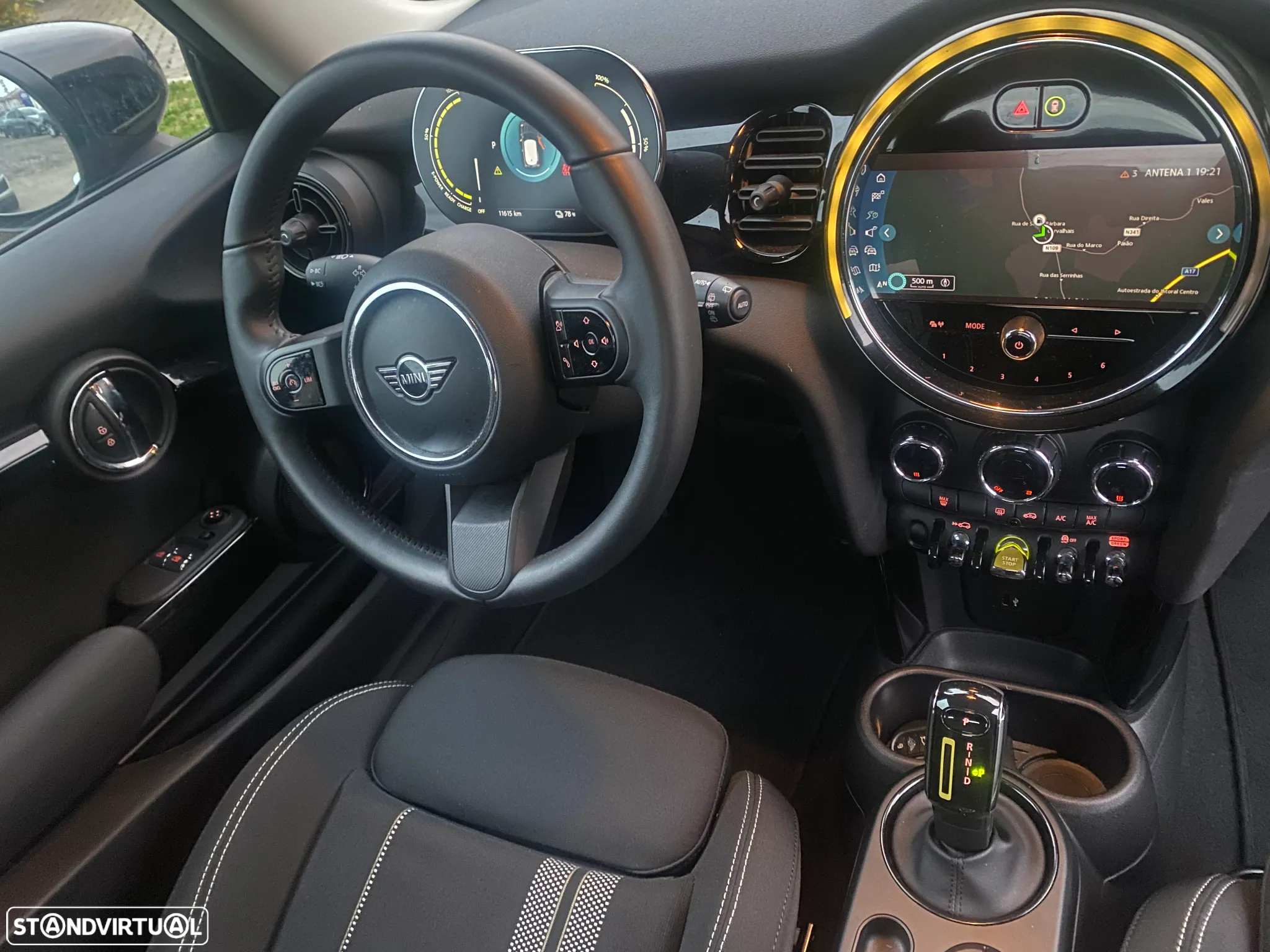 MINI 3 Portas Cooper E Essential - 16