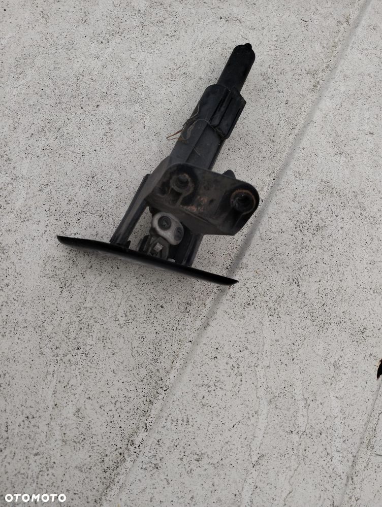 Toyota Corolla Verso lift spriskwacz lampa lewy - 2
