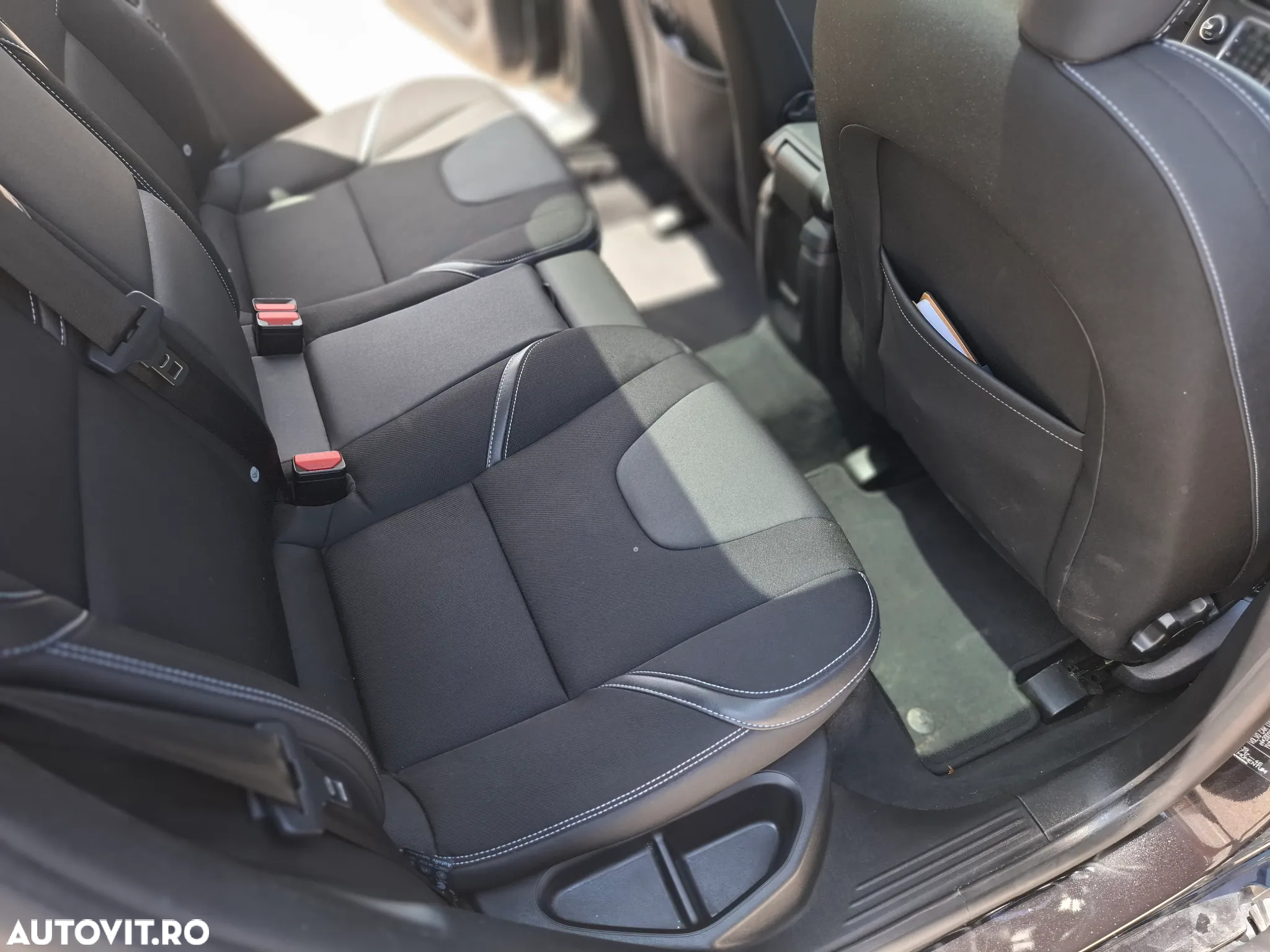 Volvo V40 D3 Aut. Momentum - 11