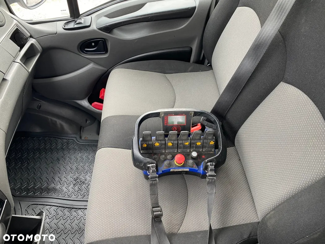 Iveco Daily 70C17 / HDS / Skrzynia / - 23