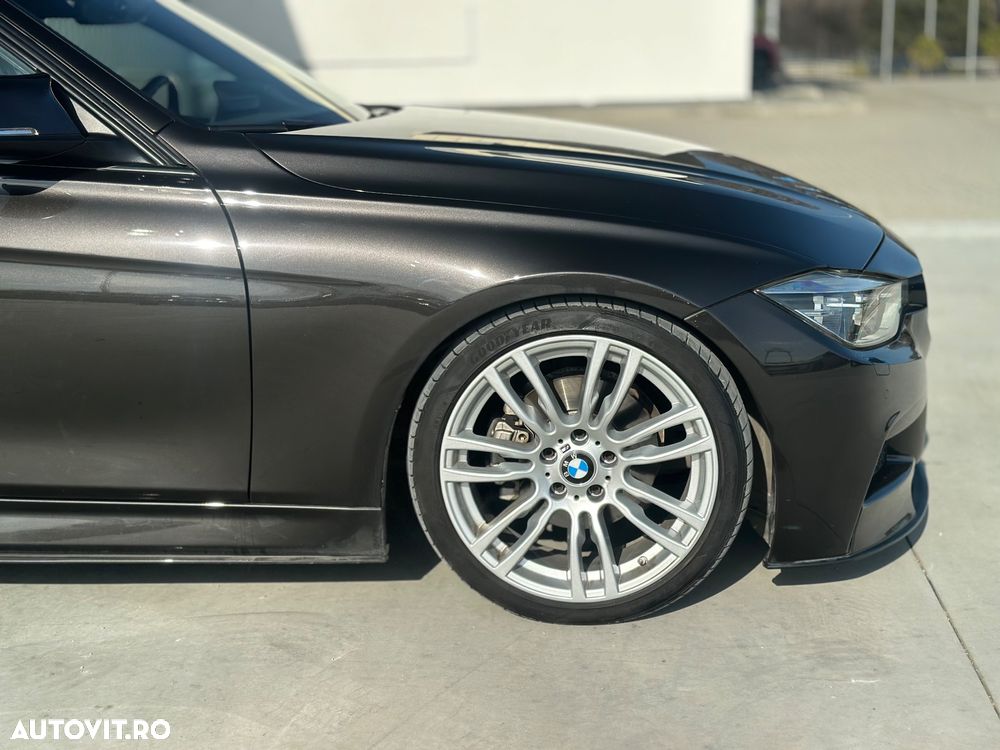 BMW Seria 3 320d Sport-Aut. M Sport - 11