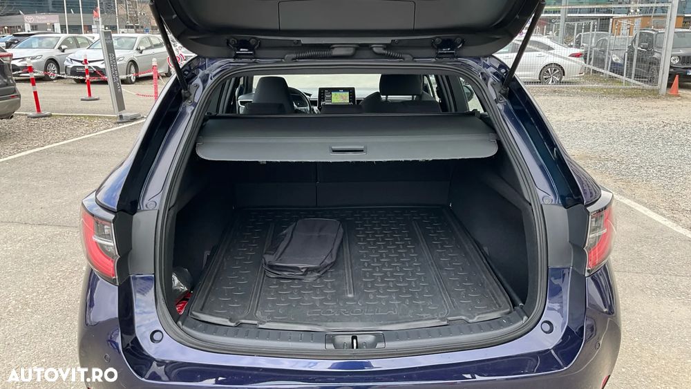 Toyota Corolla 1.8 HSD Business - 10