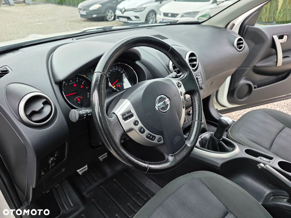 Nissan Qashqai 1.6 I-Way - 10
