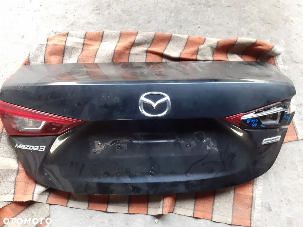 12063 Klapa bagażnika tył Mazda 3 13- sedan 41W - 1
