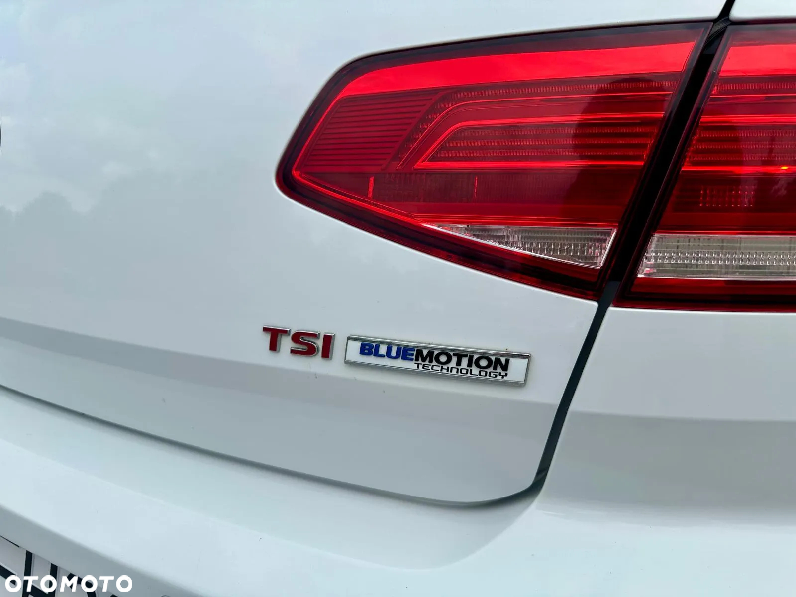 Volkswagen Passat 1.8 TSI BMT Comfortline - 5
