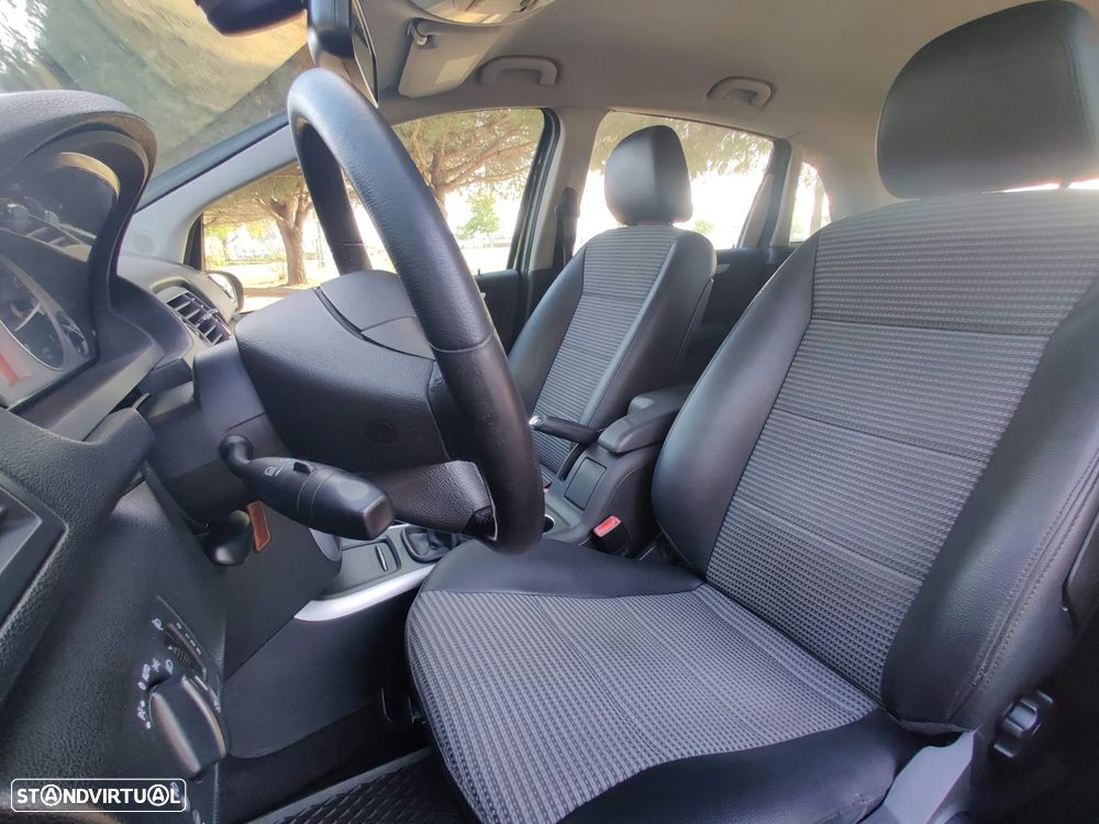 Mercedes-Benz B 150 Special Edition - 21