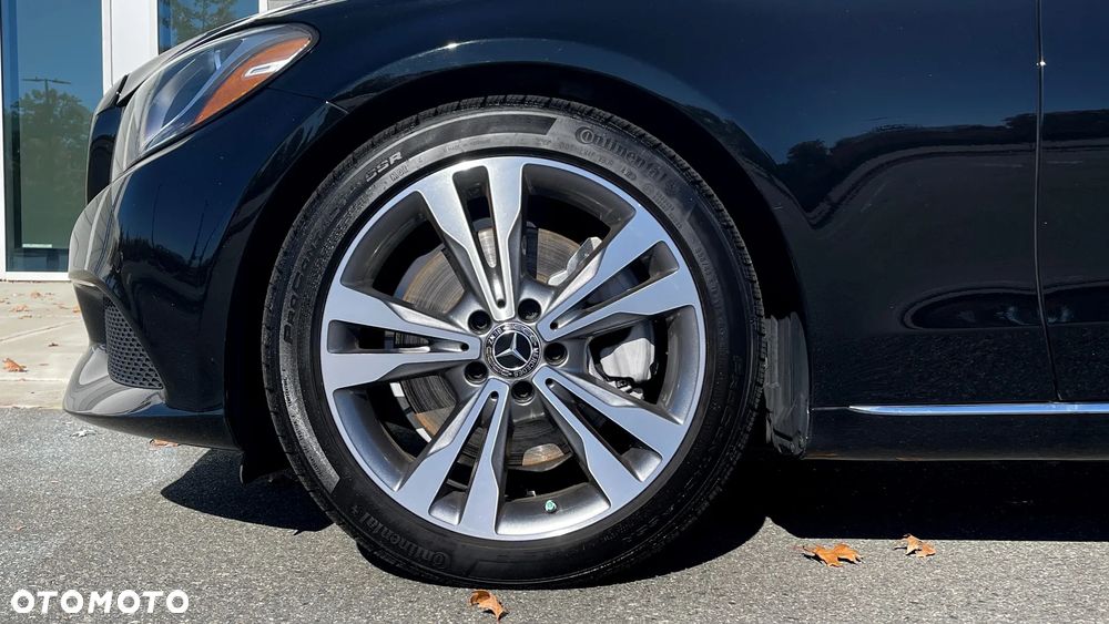 Mercedes-Benz Klasa C 300 9G-TRONIC Exclusive - 22